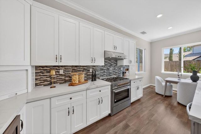 117 Bundeson Circle, Hollister, CA 95023