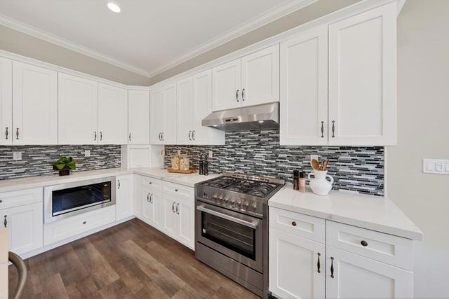 117 Bundeson Circle, Hollister, CA 95023
