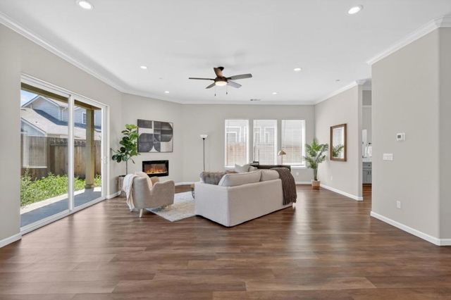 117 Bundeson Circle, Hollister, CA 95023