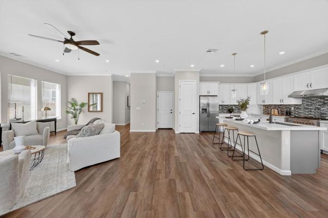 117 Bundeson Circle, Hollister, CA 95023