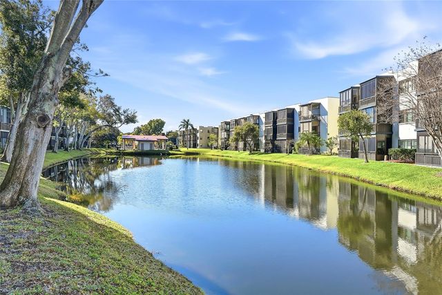 5980 TERRACE PARK DRIVE N 313, St Petersburg, FL 33709