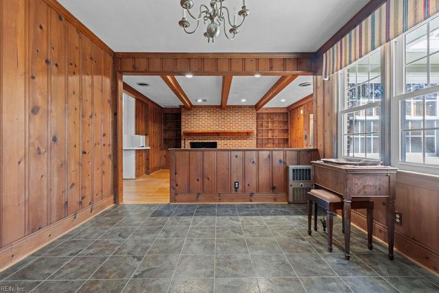 32286 East ST, Boykins, VA 23827