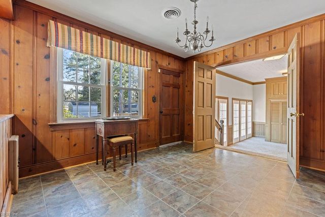 32286 East ST, Boykins, VA 23827