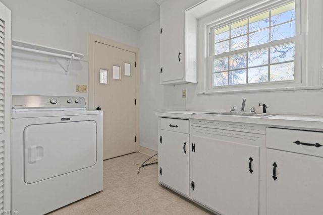 32286 East ST, Boykins, VA 23827