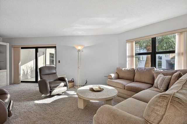 501 N Riverside Drive 301, Pompano Beach, FL 33062