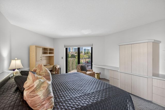 501 N Riverside Drive 301, Pompano Beach, FL 33062