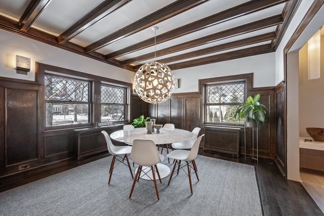 420 N Euclid Avenue, Oak Park, IL 60302