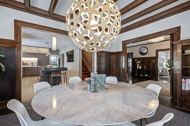 420 N Euclid Avenue, Oak Park, IL 60302