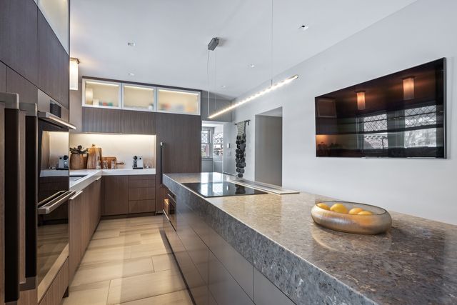 420 N Euclid Avenue, Oak Park, IL 60302