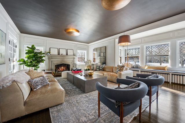 420 N Euclid Avenue, Oak Park, IL 60302