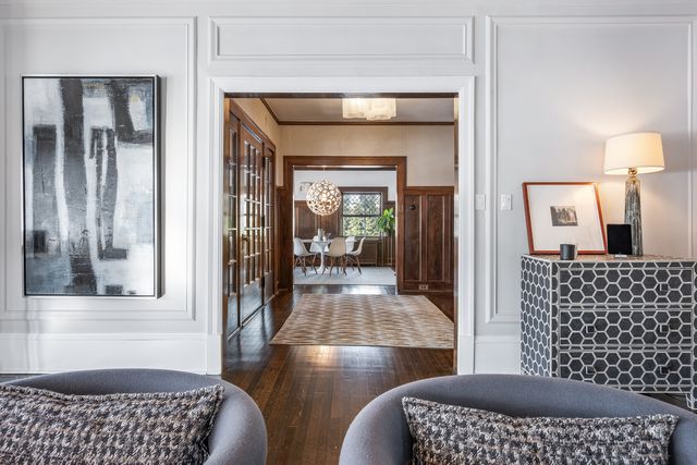 420 N Euclid Avenue, Oak Park, IL 60302