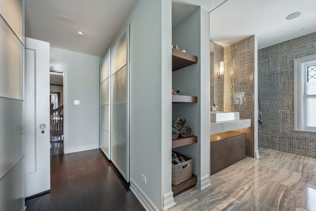 420 N Euclid Avenue, Oak Park, IL 60302