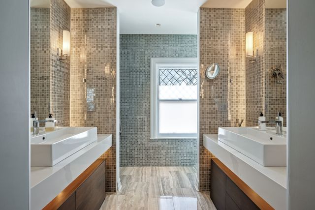 420 N Euclid Avenue, Oak Park, IL 60302