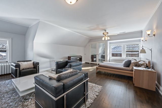 420 N Euclid Avenue, Oak Park, IL 60302