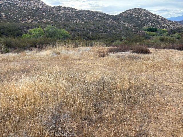 14 Exa Ely Road, Hemet, CA 92544