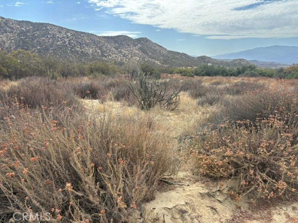 14 Exa Ely Road, Hemet, CA 92544
