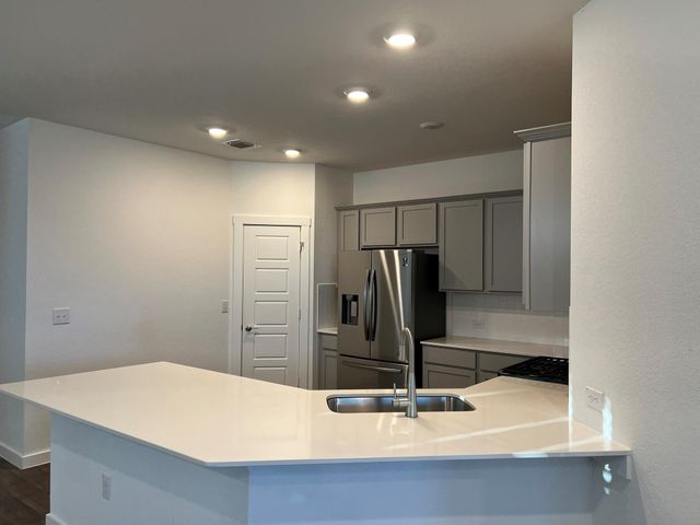 14213 Cantarra DR, Pflugerville, TX 78660