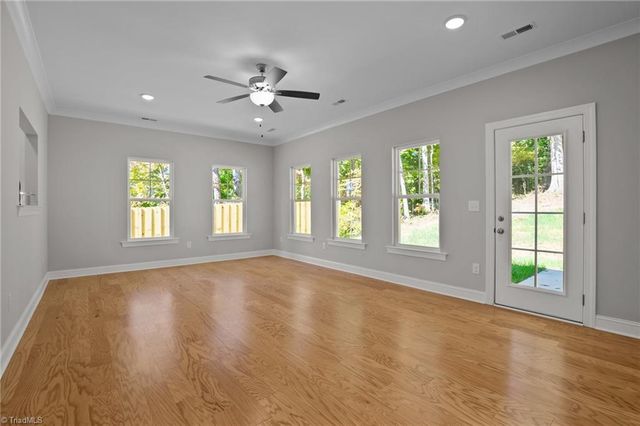 5445 Foxdale Drive, Winston-salem, NC 27103
