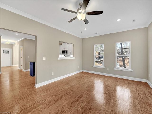 5445 Foxdale Drive, Winston-salem, NC 27103