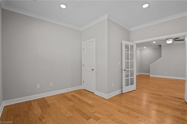 5445 Foxdale Drive, Winston-salem, NC 27103