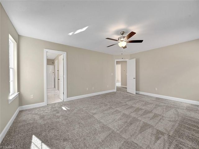 5445 Foxdale Drive, Winston-salem, NC 27103