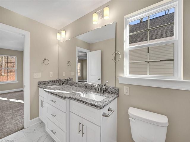5445 Foxdale Drive, Winston-salem, NC 27103