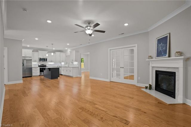 5445 Foxdale Drive, Winston-salem, NC 27103