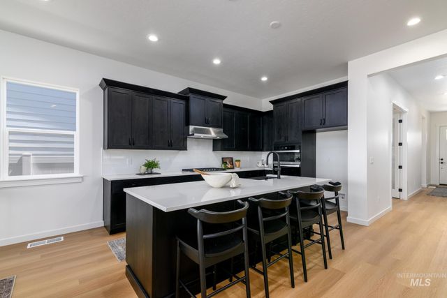 8572 W Chamblee St, Star, ID 83669