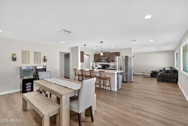 3235 S ALLRED Drive, Tempe, AZ 85282