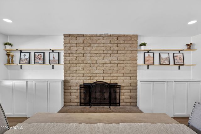 3235 S ALLRED Drive, Tempe, AZ 85282