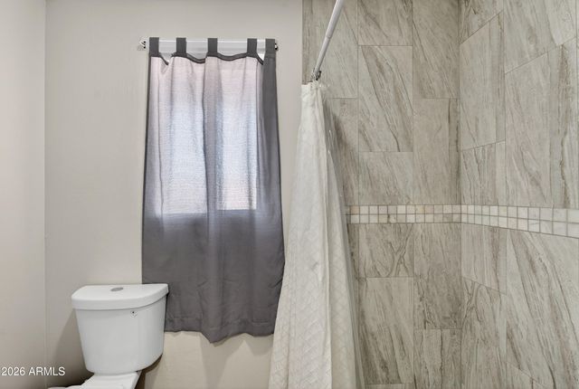 3235 S ALLRED Drive, Tempe, AZ 85282