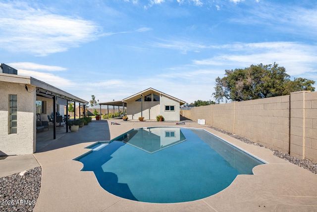 3235 S ALLRED Drive, Tempe, AZ 85282