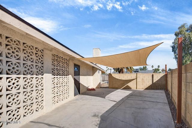 3235 S ALLRED Drive, Tempe, AZ 85282