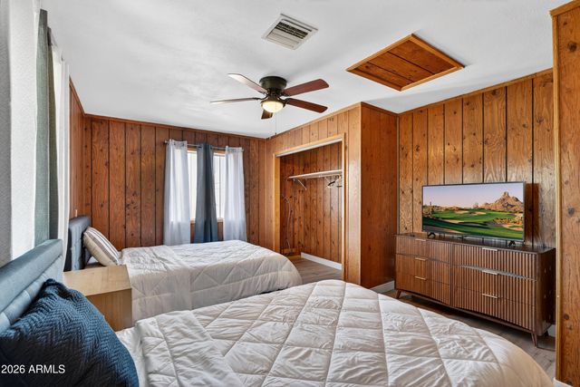 3235 S ALLRED Drive, Tempe, AZ 85282