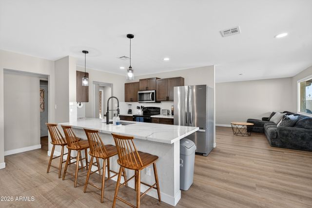 3235 S ALLRED Drive, Tempe, AZ 85282