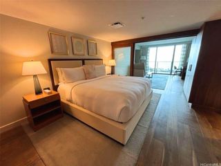 383 Kalaimoku Street 2906, Honolulu, HI 96815