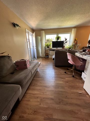 3327 Lupine Drive, Indianapolis, IN 46224