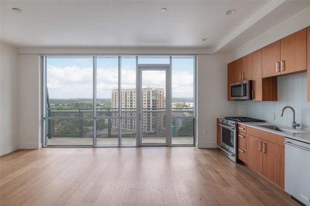 222 West Ave 1406, Austin, TX 78701