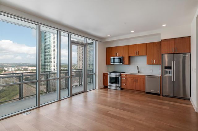 222 West Ave 1406, Austin, TX 78701