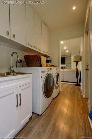 23735 W Newell Circle, Farmington Hills, MI 48336