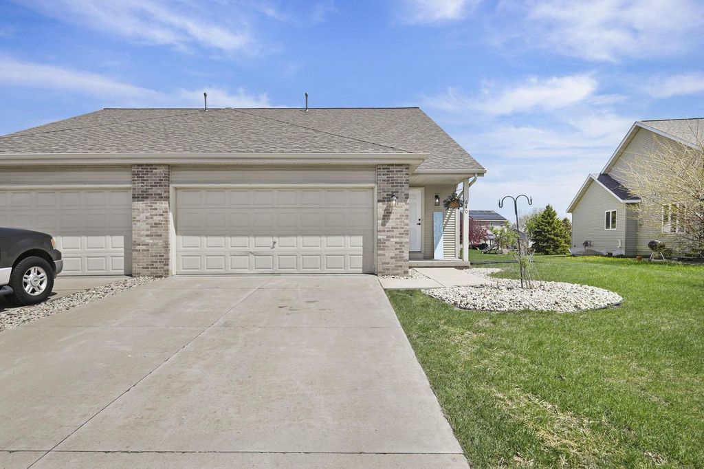 640 Tower Drive, Sun Prairie, WI 53590
