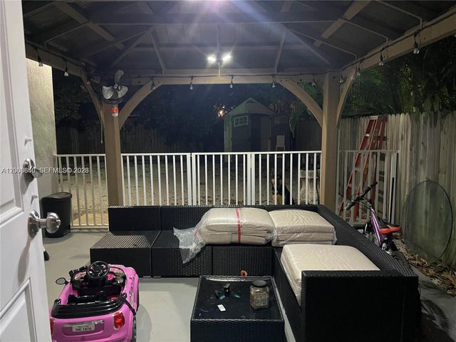 1380 SW 11th St 1, Miami, FL 33135