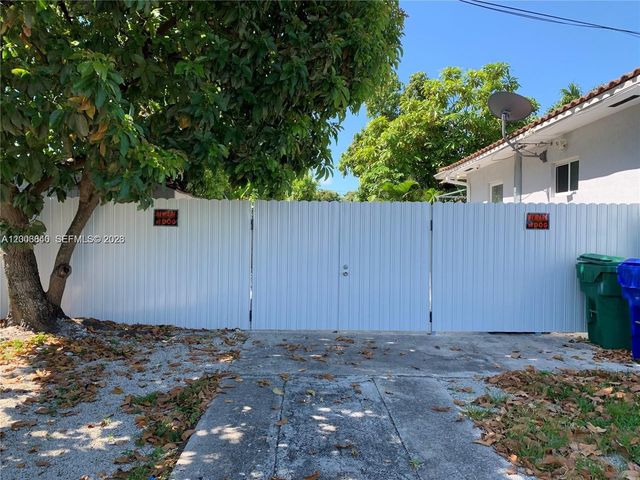 1380 SW 11th St 1, Miami, FL 33135