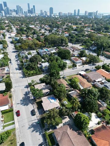 1380 SW 11th St 1, Miami, FL 33135