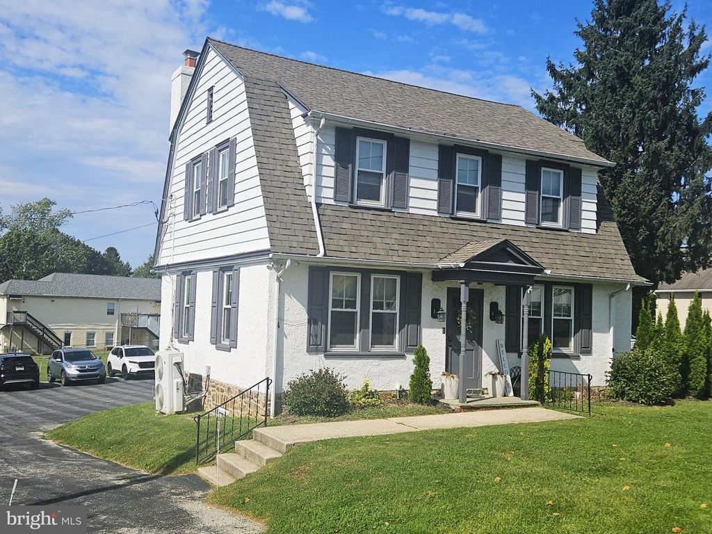 397 W LANCASTER AVE, MALVERN, PA 19355 — photo 3
