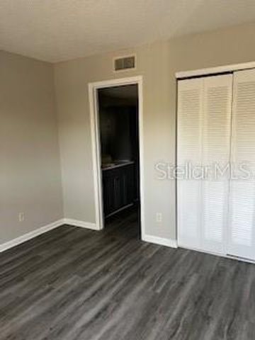 6332 NEWTOWN CIRCLE 32B5, Tampa, FL 33615