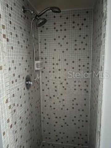 6332 NEWTOWN CIRCLE 32B5, Tampa, FL 33615
