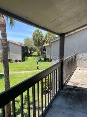 6332 NEWTOWN CIRCLE 32B5, Tampa, FL 33615