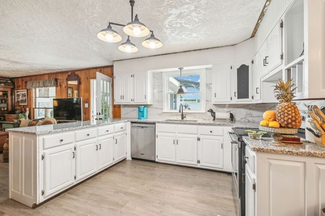 604 College Ave, E, Carthage, TN 37030