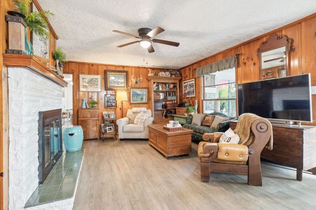 604 College Ave, E, Carthage, TN 37030